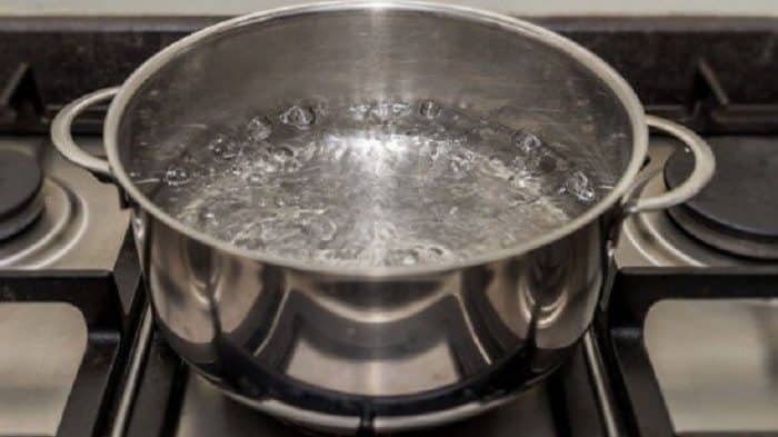 água quente desentupir cano com gordura