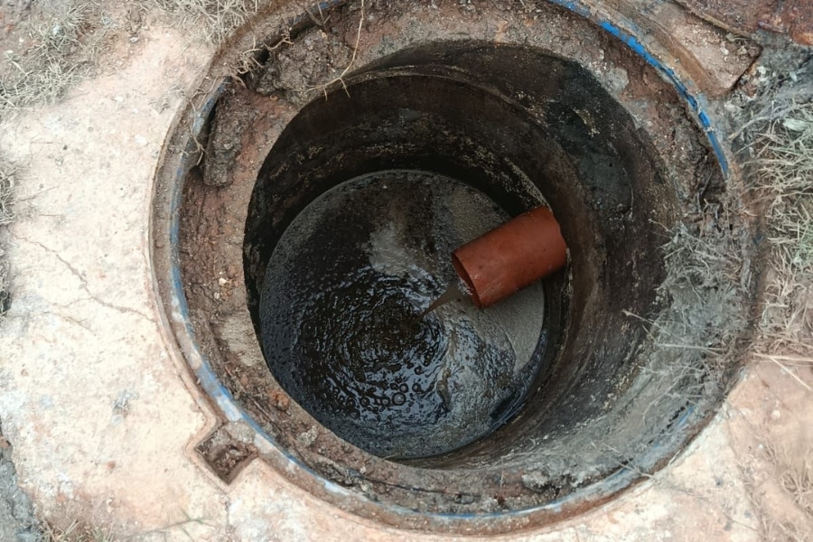 Serviços de limpa fossa e sumidouro em Viamão com a Desentupidora Pague Menos. Desentupimento e sucção eficientes e acessíveis.